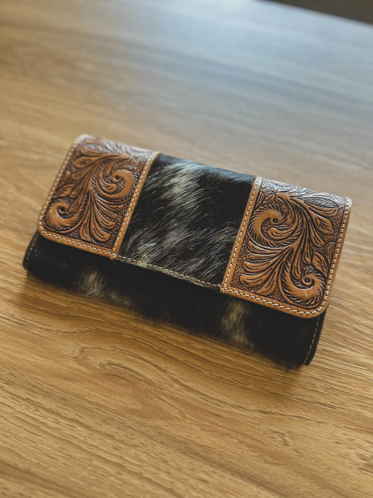 Dampier Hand Tooled Wallet - Solid black and white
